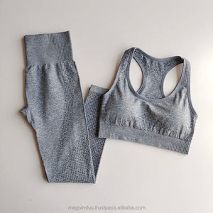 Ensemble de yoga pour femmes 2 pièces en satin sans couture, vêtements de sport pour la salle de sport, soutien-gorge de sport, leggings taille haute, pantalon de fitness - Product Image 6