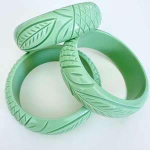Ensemble de 3 bracelets à motif de feuilles vert menthe, bracelets larges en résine mignons pour femmes - Product Image 5