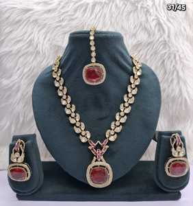 Modern Cushion Cut Green Gemstone Kundan Necklace <b>Set</b> with Drop Earrings Leaf Design Traditional Bridal Mala <b>Set</b> for Women <b>Set</b> - Product Image 4