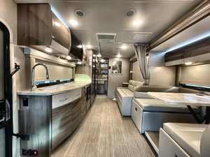 Autocaravana MINT CLASS C 2023 Thor Delano 24t | Camping | Todoterreno | Camper Van | RV - Product Image 2