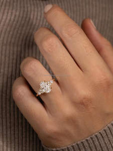 Anillo de Diamantes de Corte Ovalado Premium con Engaste de Garras en Oro Amarillo para Mujer, Elegante Anillo de Compromiso Ovalado, Joyería Fina, Regalo - Product Image 3