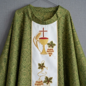 Chasuble gothique en damassé vert de qualité supérieure, brodée de vigne et de blé, pour le service religieux, vêtement liturgique catholique pour prêtre, robe de clergé pour la messe - Product Image 5