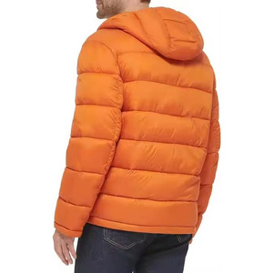 Chaqueta de Invierno Acolchada para Hombre de Alta Calidad, 100% Poliéster, Transpirable, con Capucha, Cuello Alto, Cierre de Cremallera, Diseño Sólido - Product Image 3