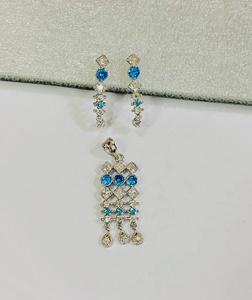 Conjunto de Collar y Pendientes de Topacio Azul, Chapado en Oro Amarillo de 22K, Regalo de Joyería para Ella, Conjunto de Collar y Pendientes para Boda - Product Image 3