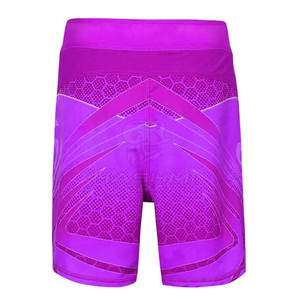 Ropa de entrenamiento deportivo para luchadores: Shorts de MMA diseñados para comodidad, movilidad y práctica diaria - Product Image 3