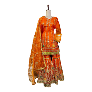 Vestidos de Diseñadora para Mujer, Atuendos Contemporáneos para Fiestas con Escotes Únicos, Mangas Elegantes y Acabados Refinados para Eventos Especiales - Product Image 6