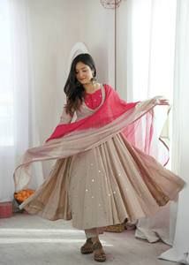 Ensemble Anarkali en coton vert clair avec broderies miroir, trois pièces, pour femme, tenue traditionnelle indienne pour mariage, longueur cheville, coupe ample - Product Image 2