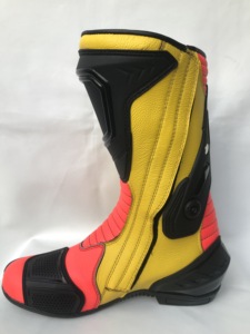Bottes de moto au design nouveau, sur mesure, style mi-mollet, en cuir de vachette. - Product Image 4