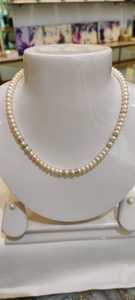 Collier de perles d'eau douce naturelles, bijoux en perles faits à la main, collier élégant et classique pour femmes, vente en gros - Product Image 2