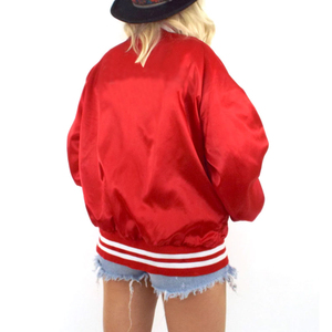 Vestes en satin pour femmes, en tissu uni et à séchage rapide, pour la saison hivernale, style tendance, vestes universitaires en satin pour femmes. - Product Image 2