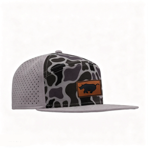 Casquette de golf imperméable fabriquée au Vietnam avec logo personnalisé en patch de caoutchouc, casquette snapback camouflage 7 panneaux haute performance avec patch en cuir, Gorras de sport - Product Image 2