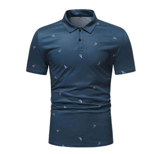 Camiseta de Hombre Azul Oscuro de Manga Corta, Tejido de Punto de Secado Rápido, Poliéster/Algodón, Estilo Casual, Corte Regular, con Logotipo Frontal HIGH STREET - Product Image 1
