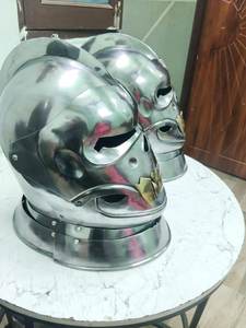 Casque médiéval de chevalier impérateur en acier pour cosplay et cadeau d'Halloween - Product Image 3