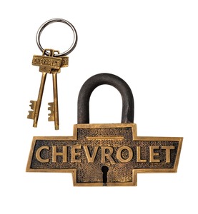 Marcapáginas de latón chapado en oro pulido con grillete de acero endurecido, cerradura de almacenamiento para gabinetes de interior y exterior con grillete en el cuerpo y llave. - Product Image 4