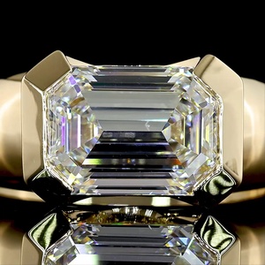Bague solitaire minimaliste en moissanite taille émeraude 3 carats, certifiée IGI, plaquée or jaune 18 carats, demi-sertie épaisse - Product Image 3