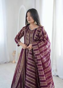 Vestido de Fiesta de Seda con Bordado Intenso para Mujer, con Lentejuelas, Diseño de Diseñador, Manga Larga, Listo para Usar, Estilo Étnico - Product Image 2