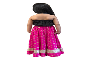 Haut sans manches tissé Twisha orné de motifs avec Lehenga imprimé - Noir et rose - Product Image 3