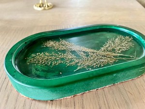 ถาดวางของตกแต่งทางเข้าบ้านทำจากเรซิ่นเซรามิกสีเขียว ดีไซน์ธรรมชาติ ใช้เป็นที่เก็บของจุกจิก หรือใส่เครื่องประดับ - Product Image 6