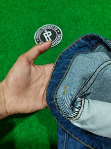 Jeans Baggy Bleu Foncé Empilés pour Hommes – Fabrication de Vêtements de Rue Tendance pour Hommes - Product Image 4