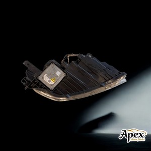 ไฟหน้าซ้ายมือสอง Cadenza รุ่น Xenon ของแท้ รหัส 921013R100 - Product Image 3