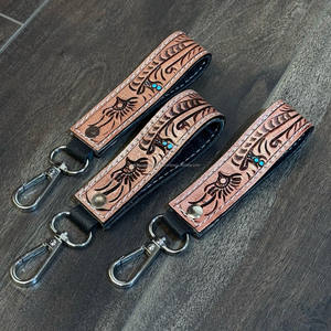 LLavero de muñeca de cuero mecanizado a mano personalizado, Clip de llave de cuero de vaca genuino duradero, llavero occidental vaquera - Product Image 5