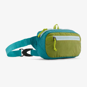 Sac banane unisexe d'extérieur en nylon résistant à l'eau avec sangle réglable et fermeture éclair, dos souple, vert sarcelle, ajustement confortable - Product Image 1