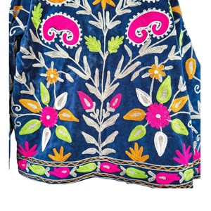 Veste en velours brodée à la main, inspirée des motifs tribaux traditionnels, multicolore, à motifs floraux paisley, style bohème ethnique, manteau d'hiver tendance - Product Image 5