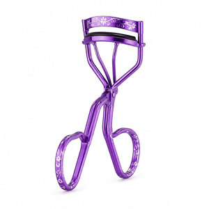 SHEARS BEAUTY Recourbe-cils jetable en acier inoxydable violet avec motif floral et coussinet doux pour un recourbement précis des cils - Product Image 6