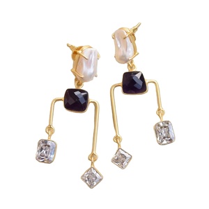 Boucles d'oreilles pendantes en laiton, zircon, pierre naturelle, perle d'eau douce, pompon, plaqué rhodium, faites à la main, cadeau classique, vente en gros - Product Image 1