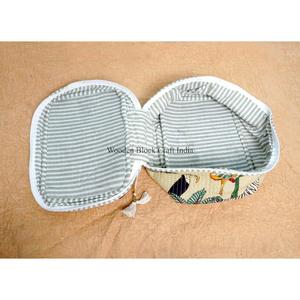 New Arrival Wholesale Handcrafted Tassel Printed Pure 100% Cotton Zipper Closure <b>Small</b> Eco-Friendly Cosmetic Organizer Bag - Product Image 5