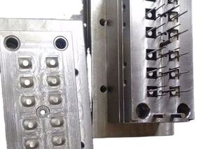 Diseño y fabricación de moldes de inyección de acero - Product Image 2