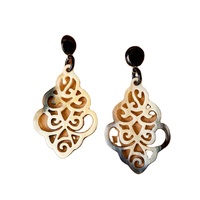 Boucles d'oreilles manchette classiques faites à la main en corne de buffle, toucher réel, forme naturelle, thème animal, cadeau de fiançailles et de mariage pour femme, artisanat