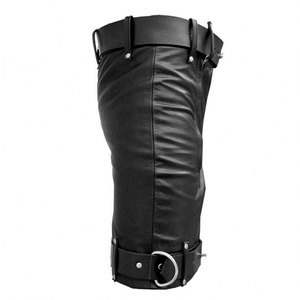 Men's Black Leather <b>Knee</b> Length Shorts <b>High</b> Waist Belted Gothic Style With Rivet Decoration - Product Image 2