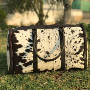 Bolsa de Viaje de Cuero Vintage con Pelo de Vaca, Bolsa de Lona de Piel de Vacuno para Fin de Semana, Equipaje de Mano Elegante y Resistente LHTB-0034 - Product Image 5