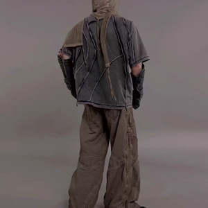 T-shirts graphiques streetwear épais et déchirés, en coton personnalisé, effet vintage délavé à l'acide, coupe courte pour homme, t-shirts graphiques de haute qualité - Product Image 4