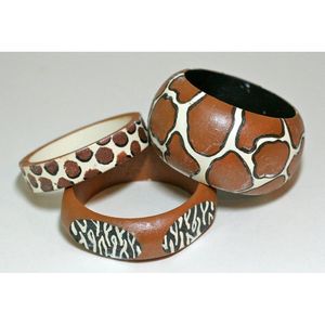Ensemble de bracelets en bois faits à la main, style bohème artistique, peints à la main - Product Image 1