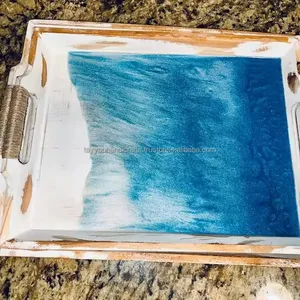 Bandeja de Madera para Servir con Asas para un Transporte Seguro y Conveniente de Alimentos, Bandeja Versátil - Product Image 1