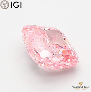 <b>Set</b> in Brilliance 2.00 Carat Cushion Cut CVD Lab Grown Diamond with IGI Certified VVS2 Clarity Fancy Vivid Pink Color - Product Image 6
