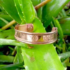 Bracelet Magnétique Élégant Unisexe Fait Main en Cuivre, Laiton et Bronze avec 6 Aimants Thérapeutiques pour le Rhumatisme – Bracelets Énergétiques Tendance - Product Image 5