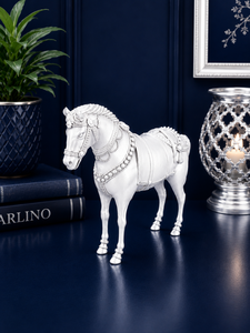 Idole de cheval debout en argent plaqué 999, artisanat de Jaipur Metals |   9,5 X 3 X 8 cm |   92g |   Décoration et cadeaux pour la maison pour les anniversaires - Product Image 6