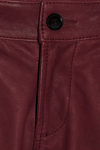 Pantalones de Cuero con Silueta Relajada, Moda Contemporánea, Pantalones de Cuero de Piel de Oveja de Lujo, Colección Premium para Invierno Cálido - Product Image 2