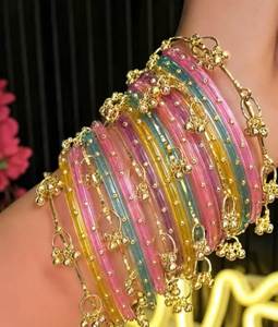 Bracelets pour femmes aux designs tendance, prix de gros abordables, tailles personnalisées, ensembles de bracelets cachemiriens colorés, bracelets en acier inoxydable doré - Product Image 6