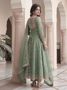 ชุดเดรส Anarkali ผ้าไหมจอร์เจตต์ปักลายหนักด้วยดิ้นทองและลูกปัด ดีไซน์ใหม่ สำหรับงานแต่งงานและงานเทศกาล - Product Image 2