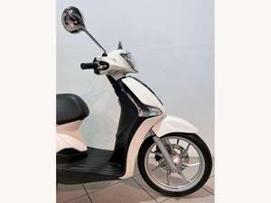 HEY-Used ขายส่งรถมอเตอร์ไซค์ Liberty 125 ABS 124cc Sportbikes ราคาดีที่สุดจากสหราชอาณาจักร - Product Image 1