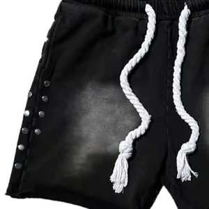 กางเกงขาสั้นทรงหลวมผ้าเฟรนช์เทอร์รี่ฟอกสีสไตล์ฮิปฮอปสำหรับผู้ชายลายวินเทจแบบซันเฟด  พร้อมโลโก้สั่งทำพิเศษ  ผลิตจากวัสดุเป็นมิตรต่อสิ่งแวดล้อม - Product Image 4