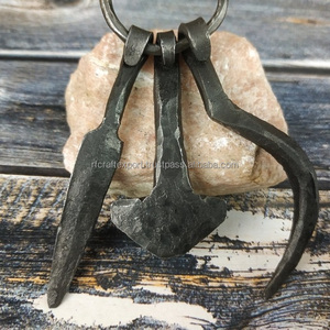 Collar con colgante de martillo vikingo hecho a mano, amuleto de hierro forjado con cadena de cuentas, regalos religiosos cristianos únicos para fiestas - Product Image 4