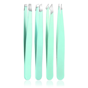 Juego de Pinzas de Acero Profesionales al por Mayor con Punta Inclinada para Dar Forma a las Cejas - Duraderas y Reutilizables con Logotipo Personalizado - Product Image 2