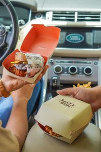 卸売りエコフレンドリーカスタマイズホットフードバーガーフライドチキン寿司ケーキベーカリーチョコレートクッキーブラウニーペーパー梱包箱 - Product Image 3
