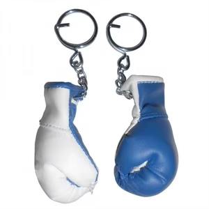 พวงกุญแจรูปถุงมือชกมวยขนาดเล็ก ดีไซน์สวยงาม ทนทาน เป็นมิตรกับสิ่งแวดล้อม ผลิตจาก PVC/PC หนังคุณภาพสูง รับทำโลโก้ตามสั่ง ราคาดีที่สุดจาก Lawd Sports - Product Image 4