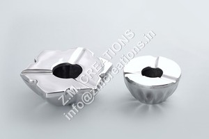Cendrier de table carré en aluminium poli, design moderne, portable, idéal pour la maison, l'hôtel, le restaurant, le bar, la cafétéria, pour les cigares - Vente chaude - Product Image 3